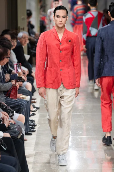 Look 103